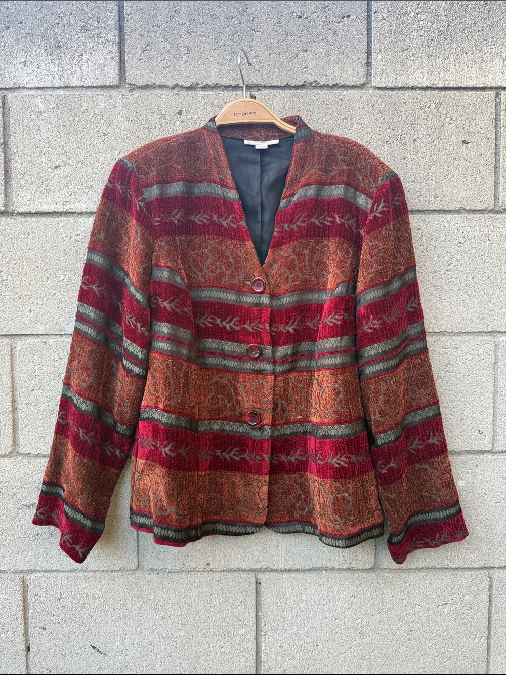 Women's Striped Pattern V Neck Button-Front Jacket in Rust & Red